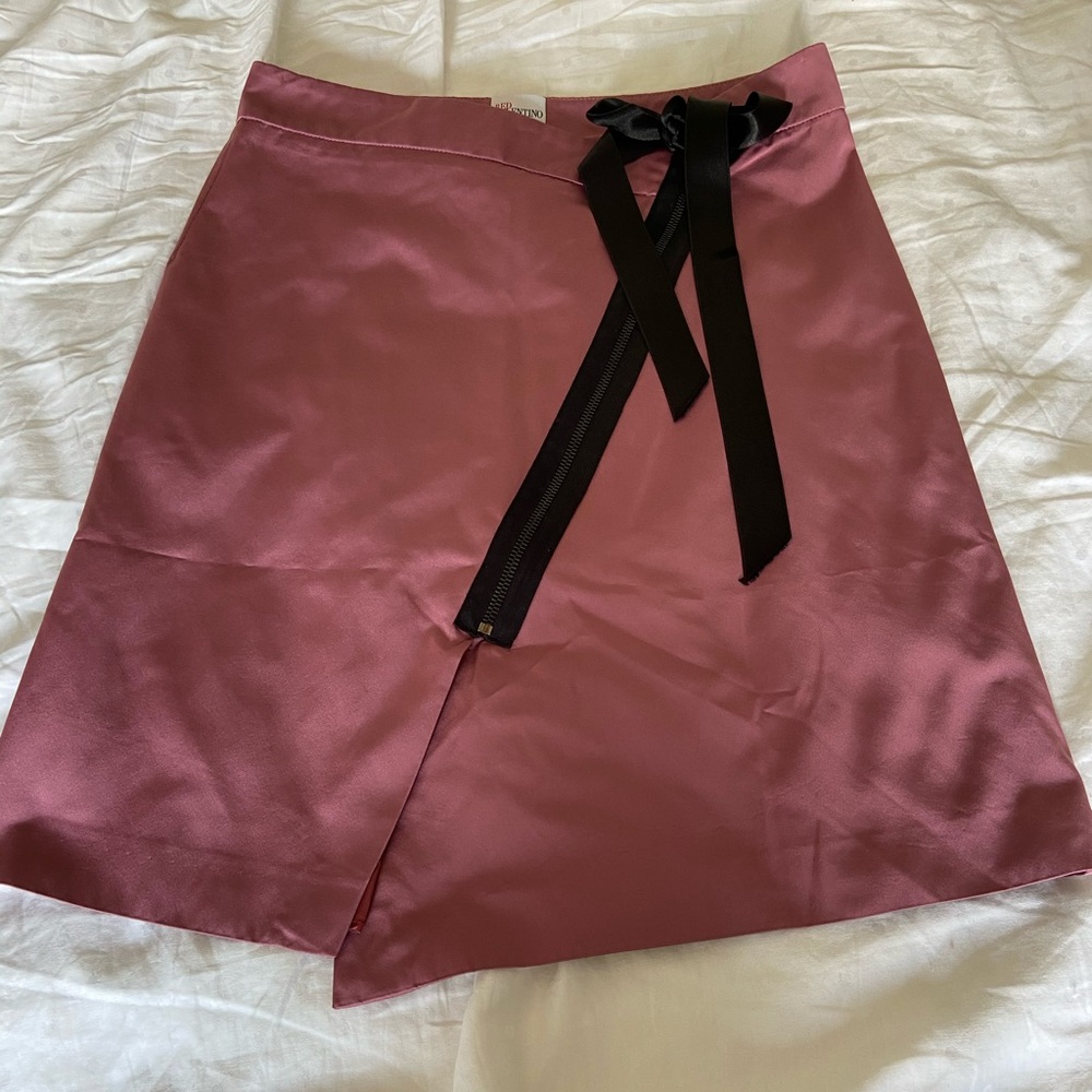 Valentino red sz 40 skirt